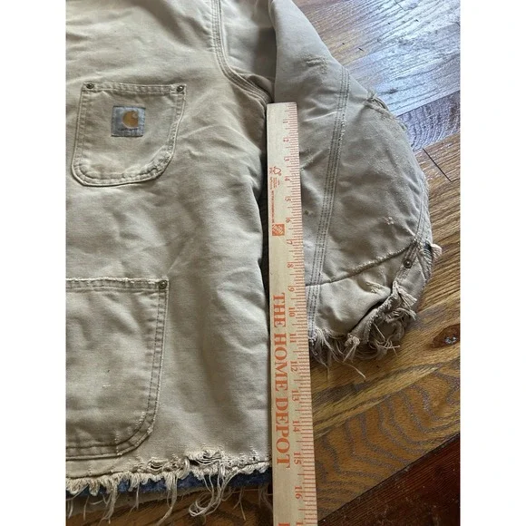 Vintage Carhartt Detroit Blanket Lined Chore Coat Tan Mens Size XL Thrashed